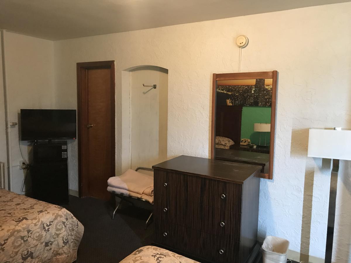 Fiesta Motel Pontiac Kültér fotó